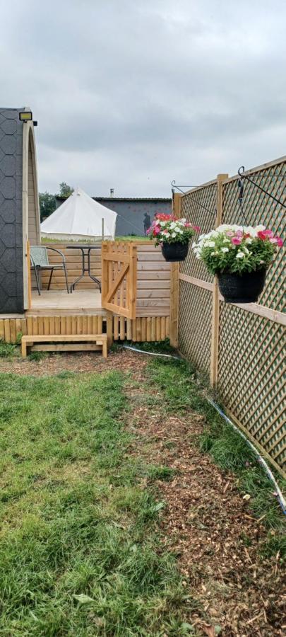 Отель Norwell View Farm Glamping With Hot Tubs Бат Экстерьер фото