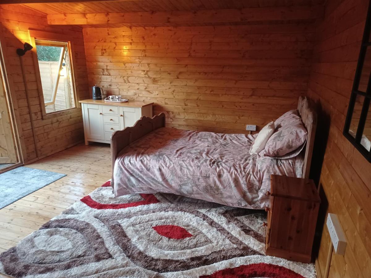 Отель Norwell View Farm Glamping With Hot Tubs Бат Экстерьер фото