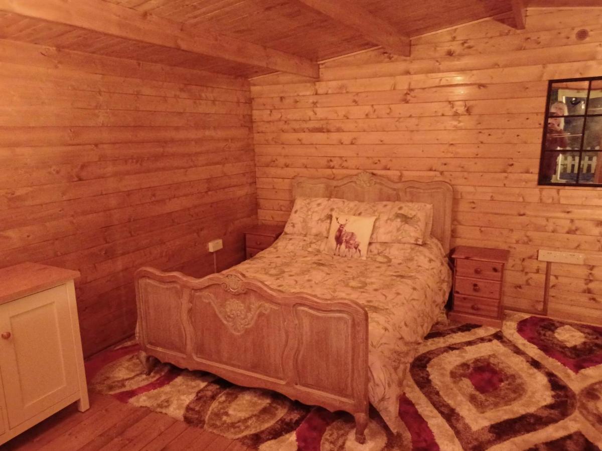 Отель Norwell View Farm Glamping With Hot Tubs Бат Экстерьер фото