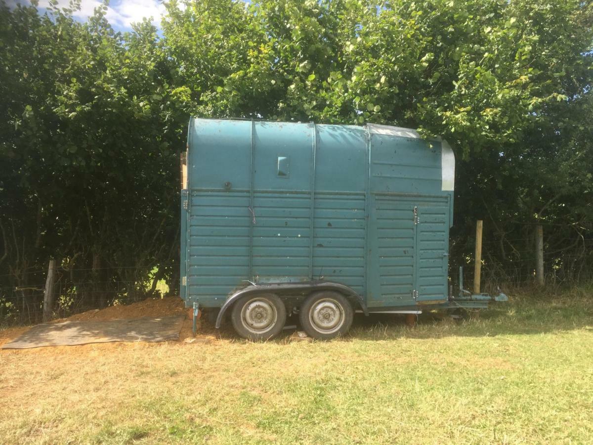 Отель Norwell View Farm Glamping With Hot Tubs Бат Экстерьер фото